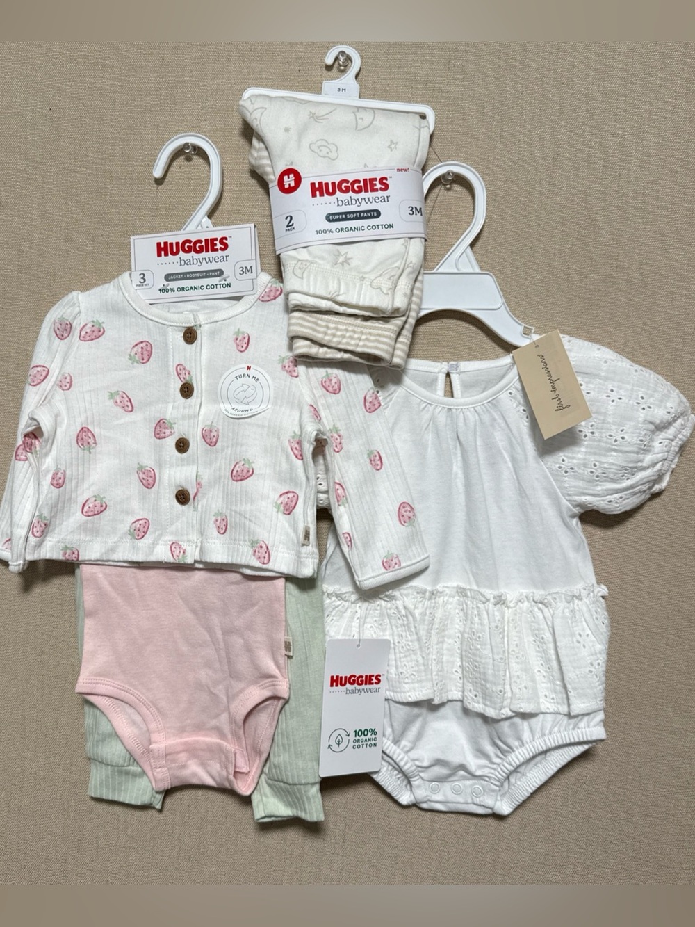 *Lot of 6 NWT Baby Girls Cloth 3 Months Huggies Babywear First impressions